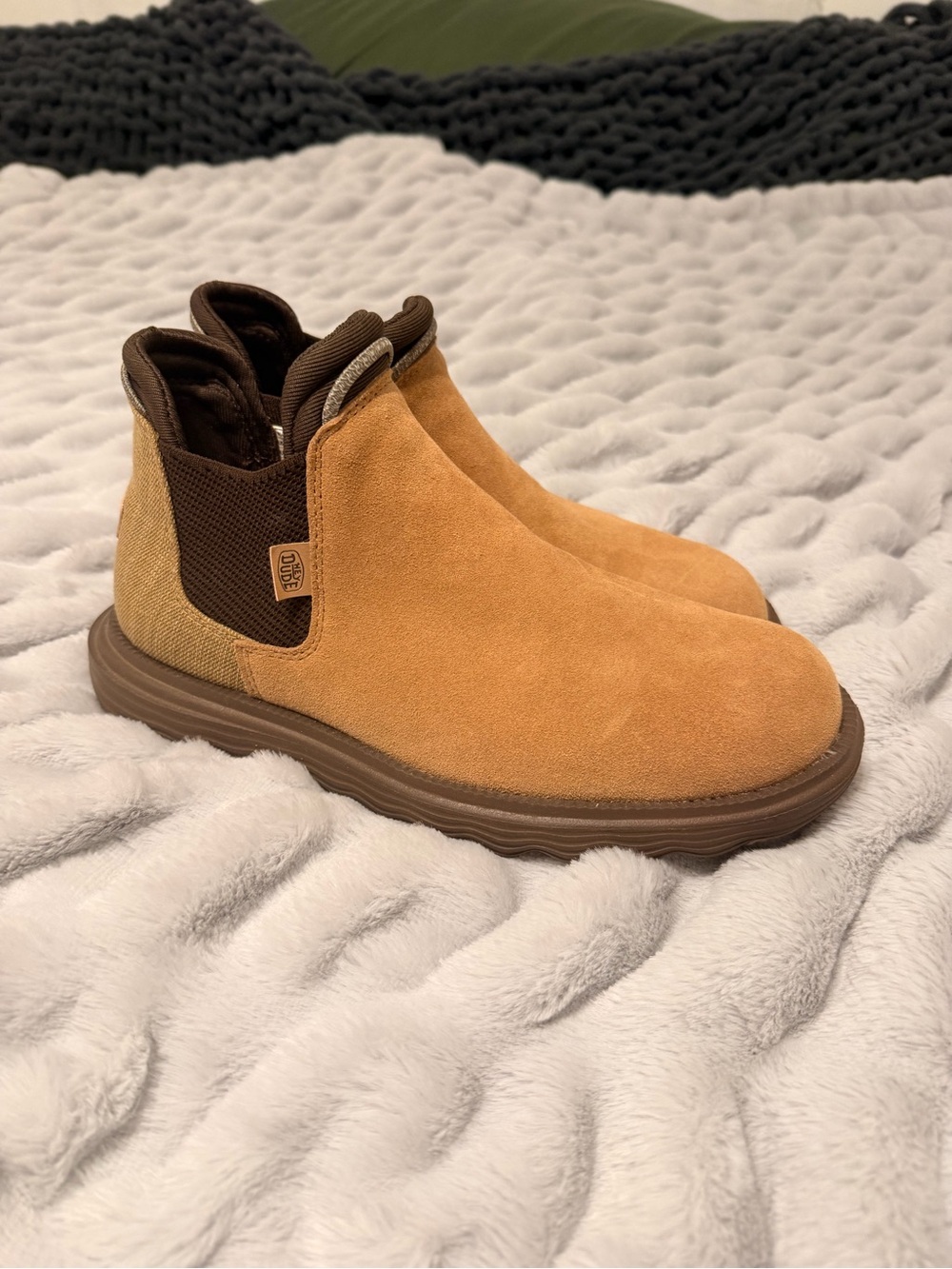 Hey Dude Chelsea Boots in Tan and Brown Suede